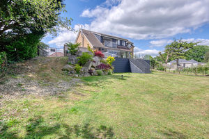 Rear External- click for photo gallery